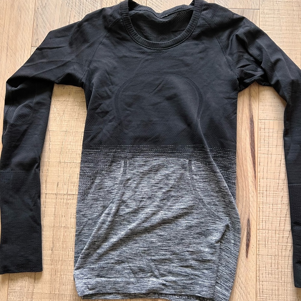 Lululemon run swiftly l/s